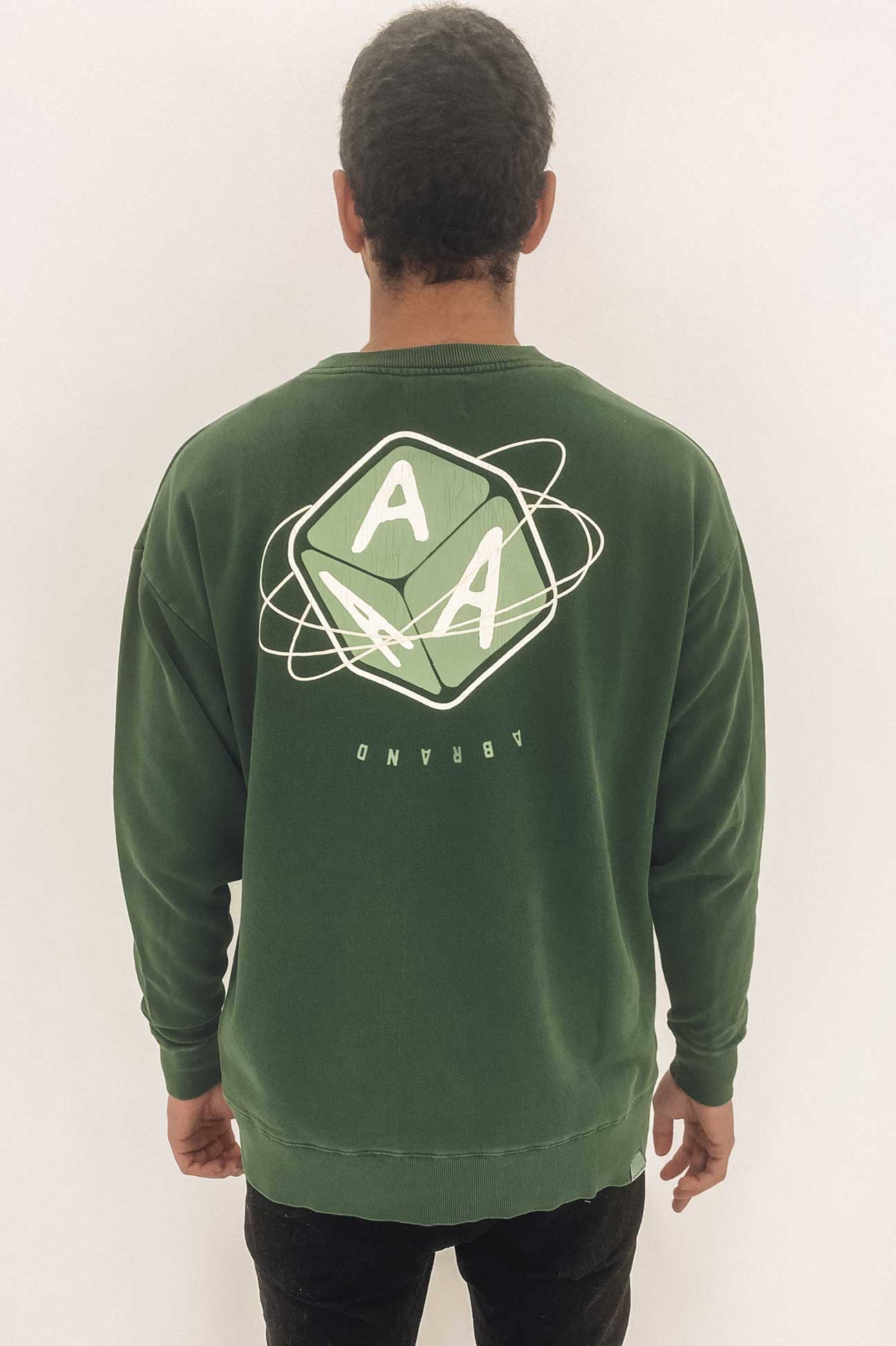 A Relaxed Crew Washed Vintage Forest