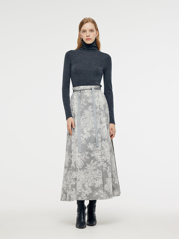 Silver Floral Jacquard Women Mamianqun With Bottomed Skirt