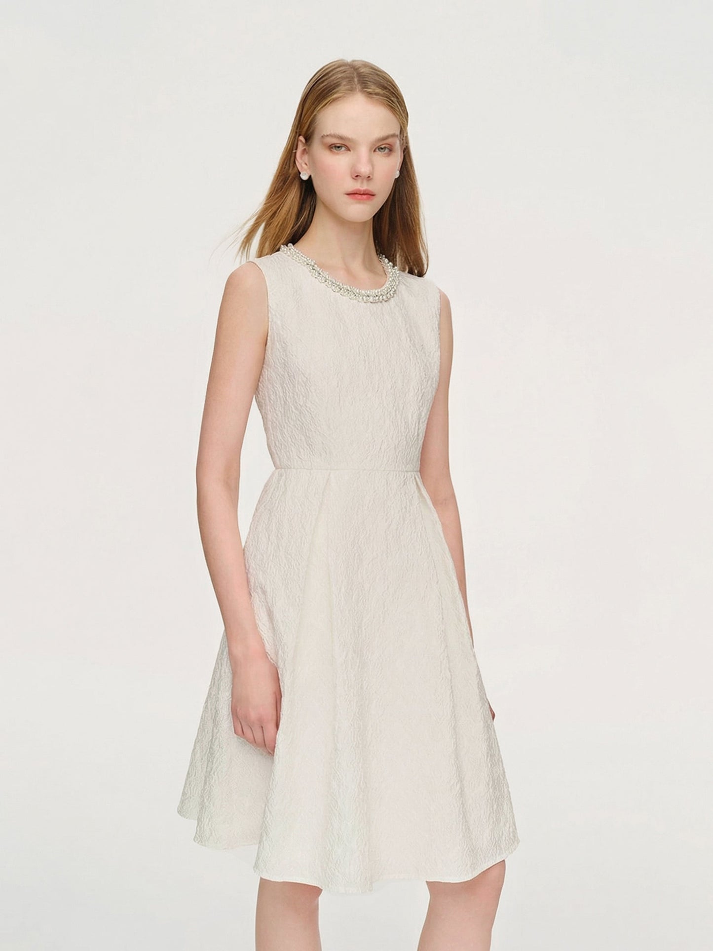 [Preview] Jacquard Beaded Neckline Women Sleeveless Midi Dress
