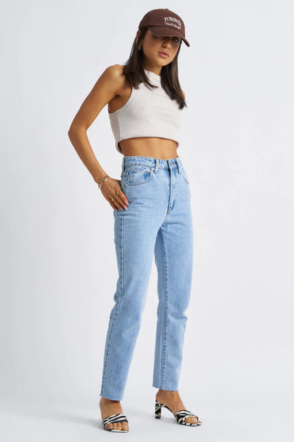A 94 High Slim Petite Jean