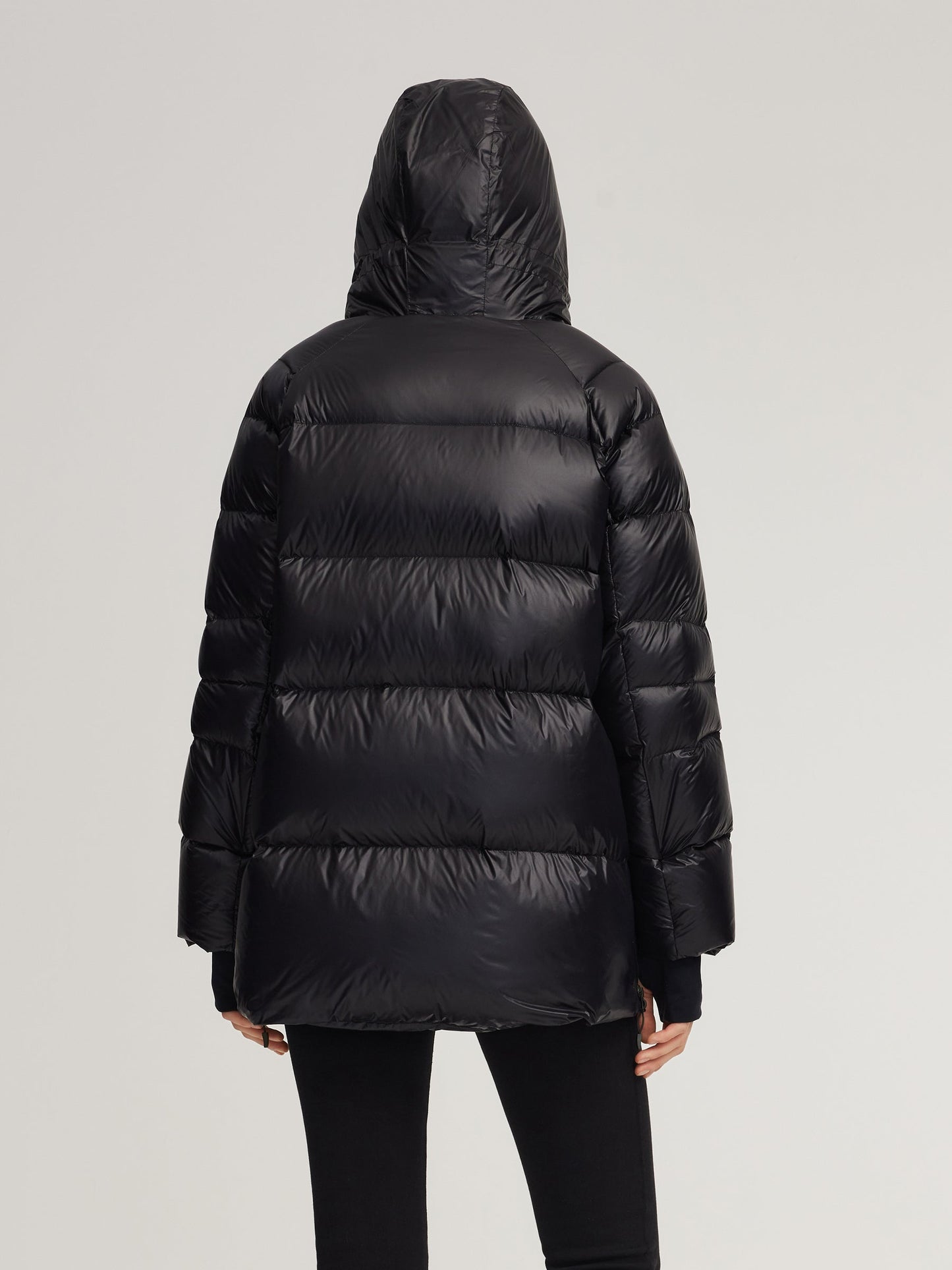 Waterproof And Windproof Unisex Hooded Goose Down Jacket