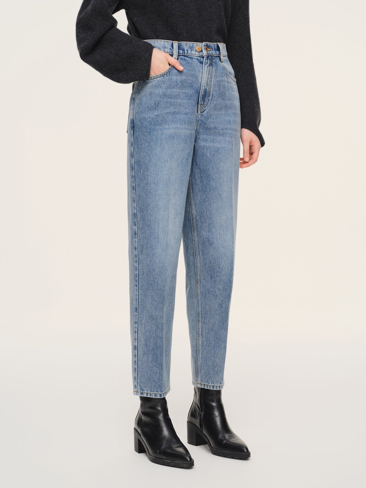 100% Cotton Denim Women Tapered Ankle Jeans