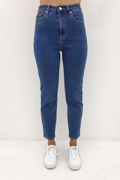 A 94 High Slim Jean