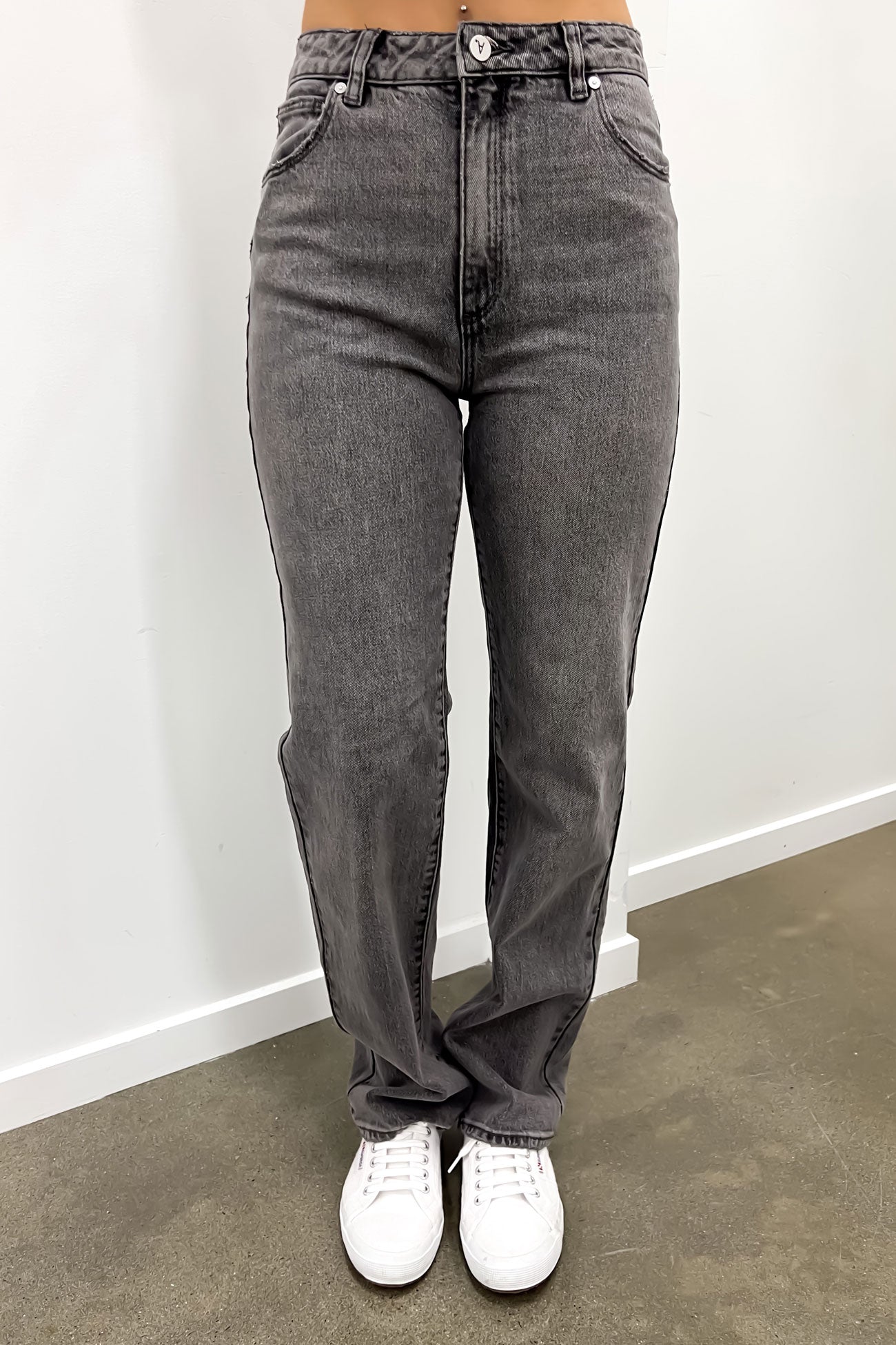 A 94 High Straight Jean