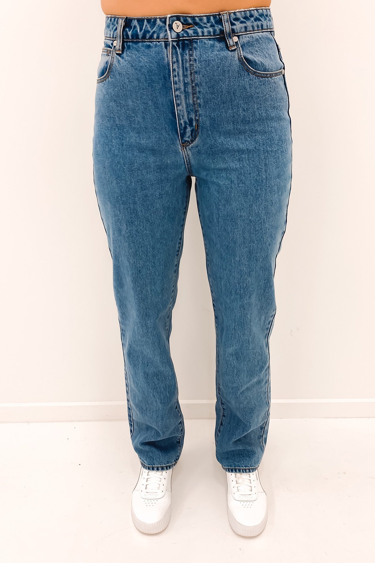 A 94 High Straight Jean