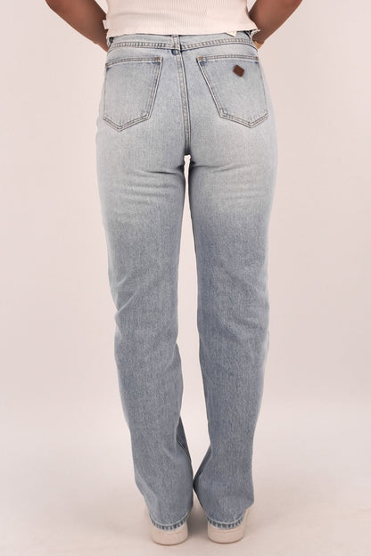 A 94 High Straight Jean Kaia