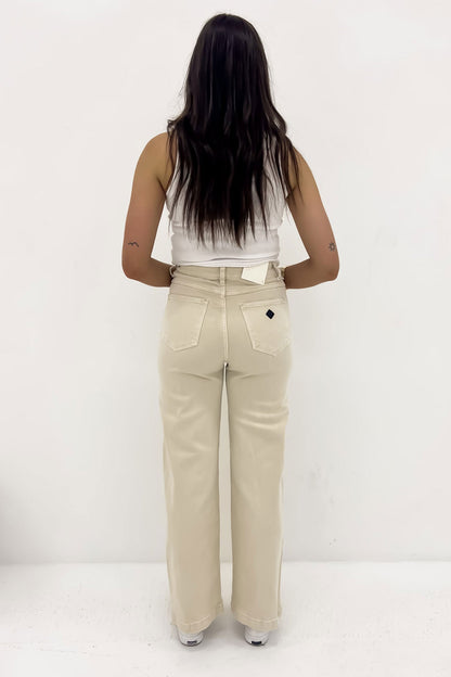 A 94 High & Wide Jean Clay