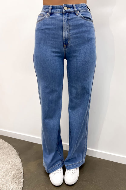 A 94 High & Wide Jean Peta