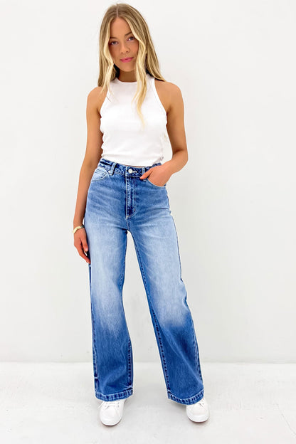A 94 High & Wide Jean Vesta