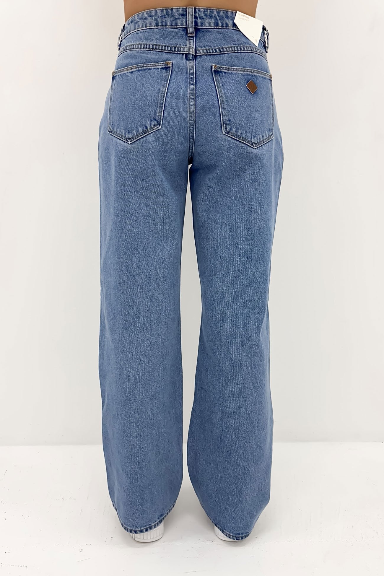 A 95 Mid Baggy Jean Gigi