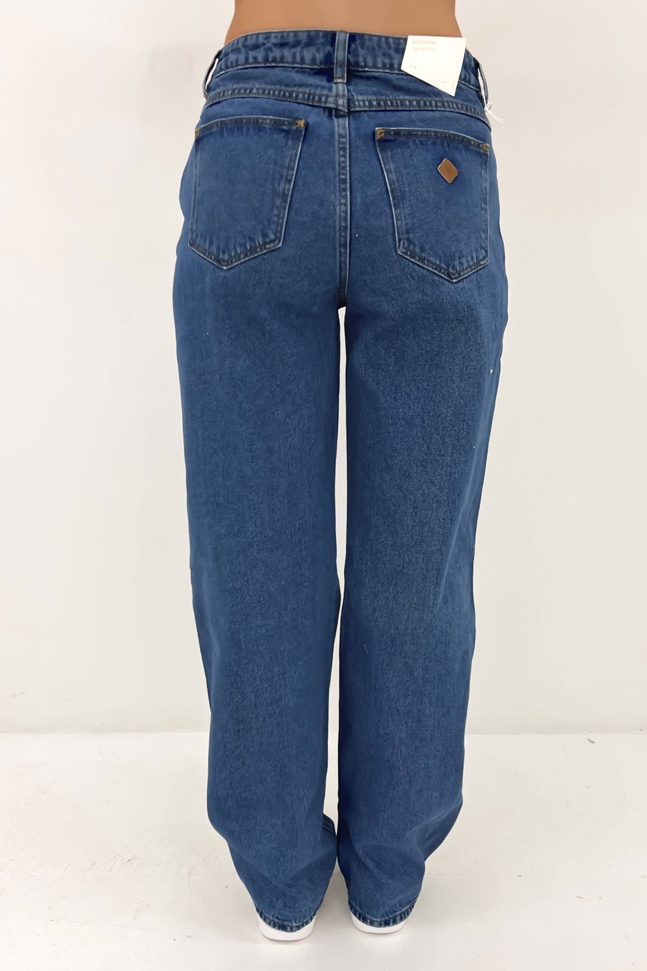 A 95 Mid Baggy Jean Liliana