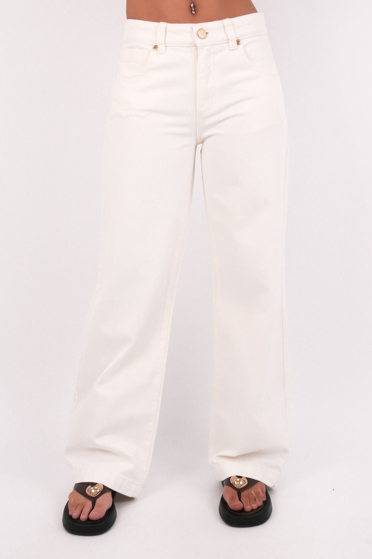 A 95 Mid Baggy Jean White Gold
