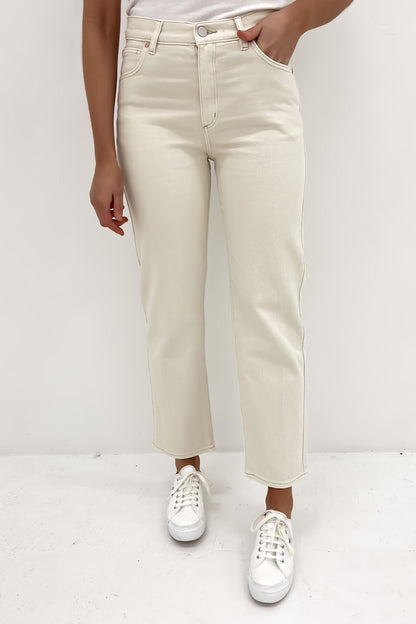 A 95 Mid Straight Jean Natural