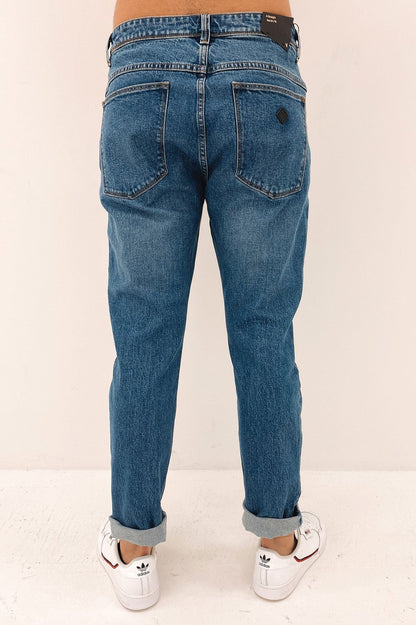 A Straight Jean Temper Blue