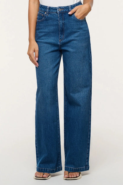 A 94 High & Wide Petite Jean Ivy