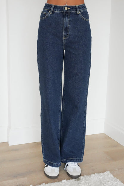 A 94 Wide Jean Tara