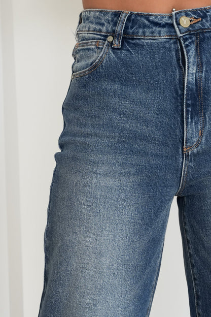A 94 High & Wide Jean Kaley