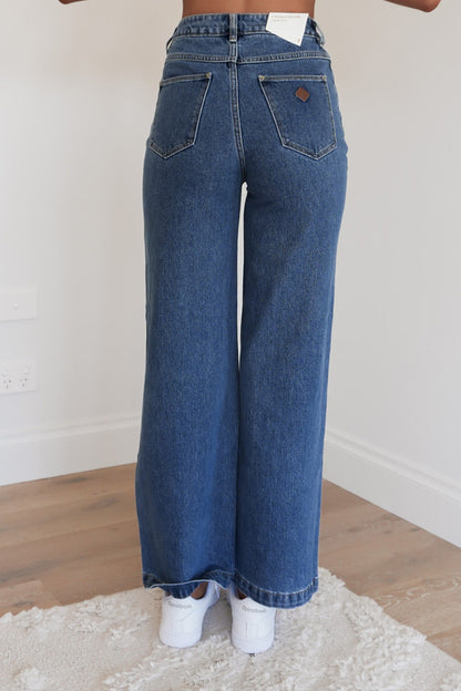 A 94 High & Wide Jean Petite Eva Organic
