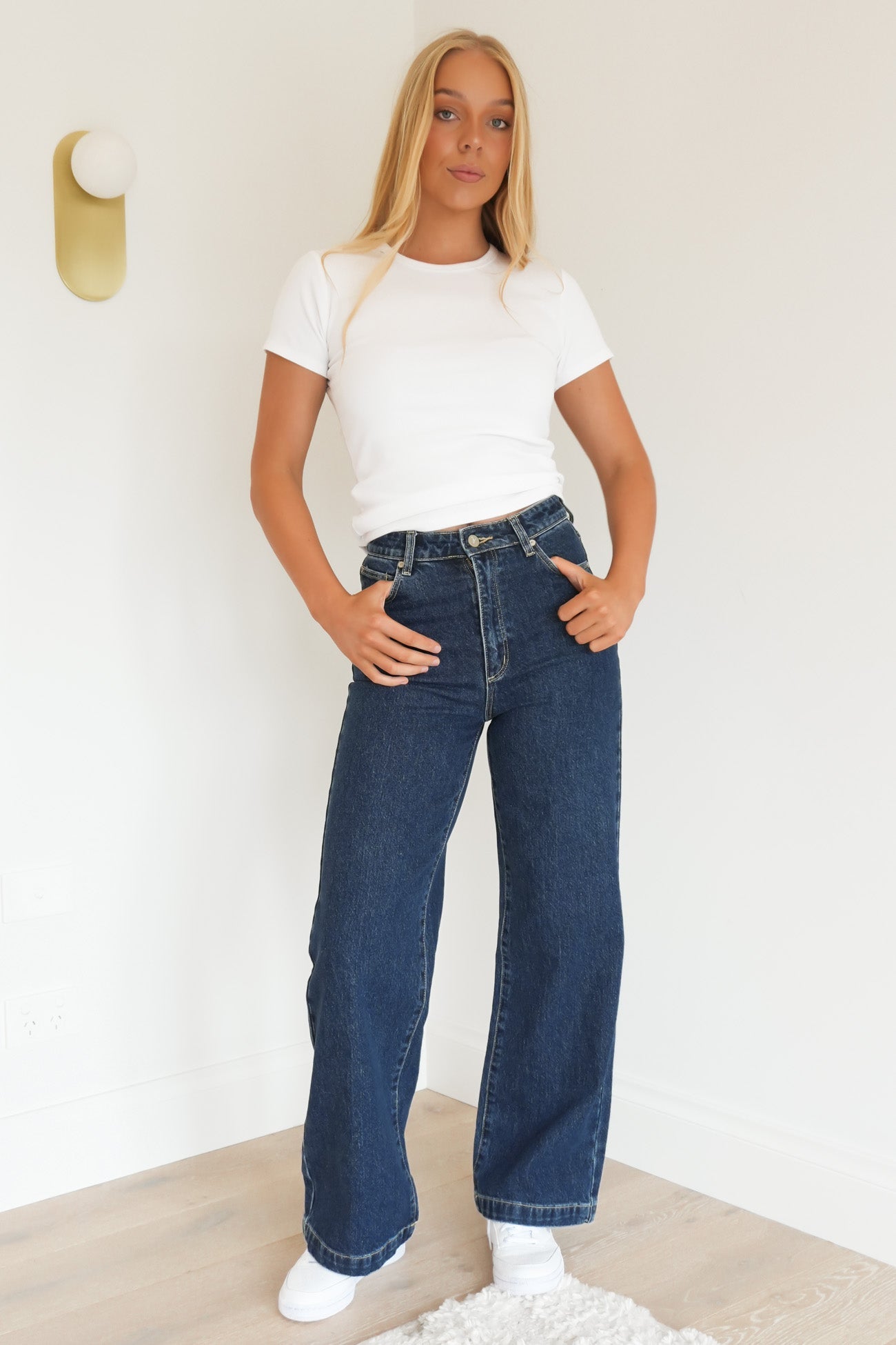 A 94 High & Wide Petite Jean Tara