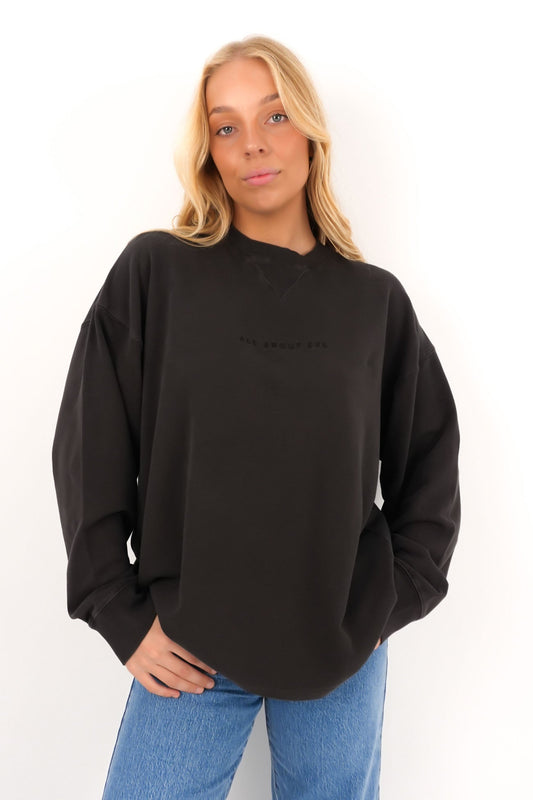 AAE Washed Relaxed Crew Washed Black