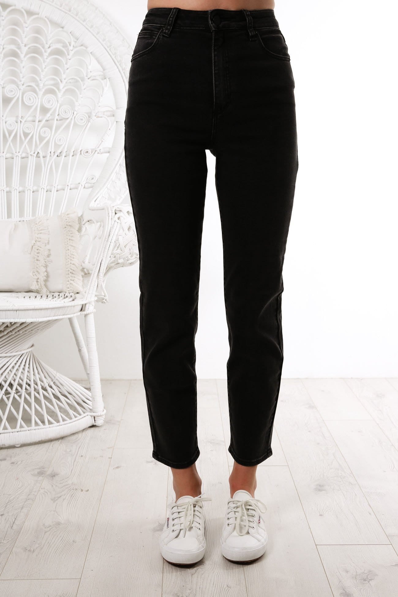 A 94 High Slim Jean