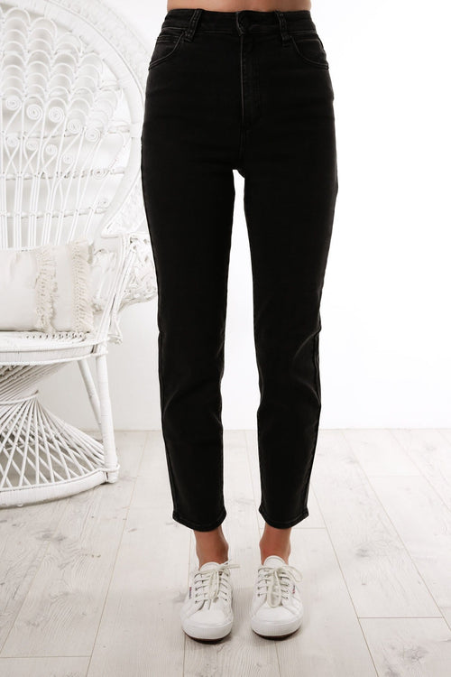 A 94 High Slim Jean