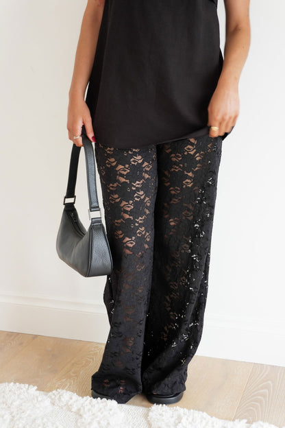 Amika Lace Set Black