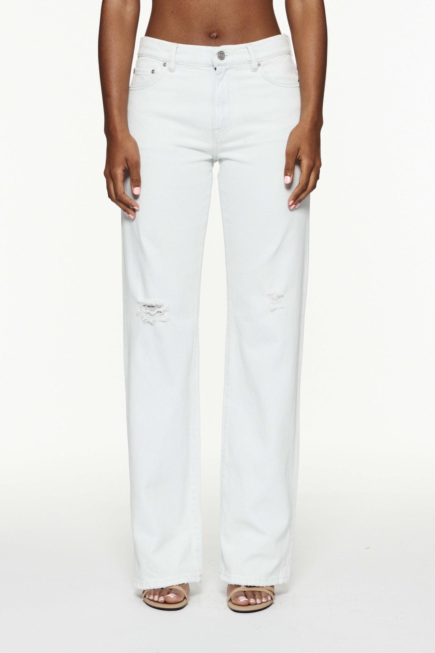Slim Straight