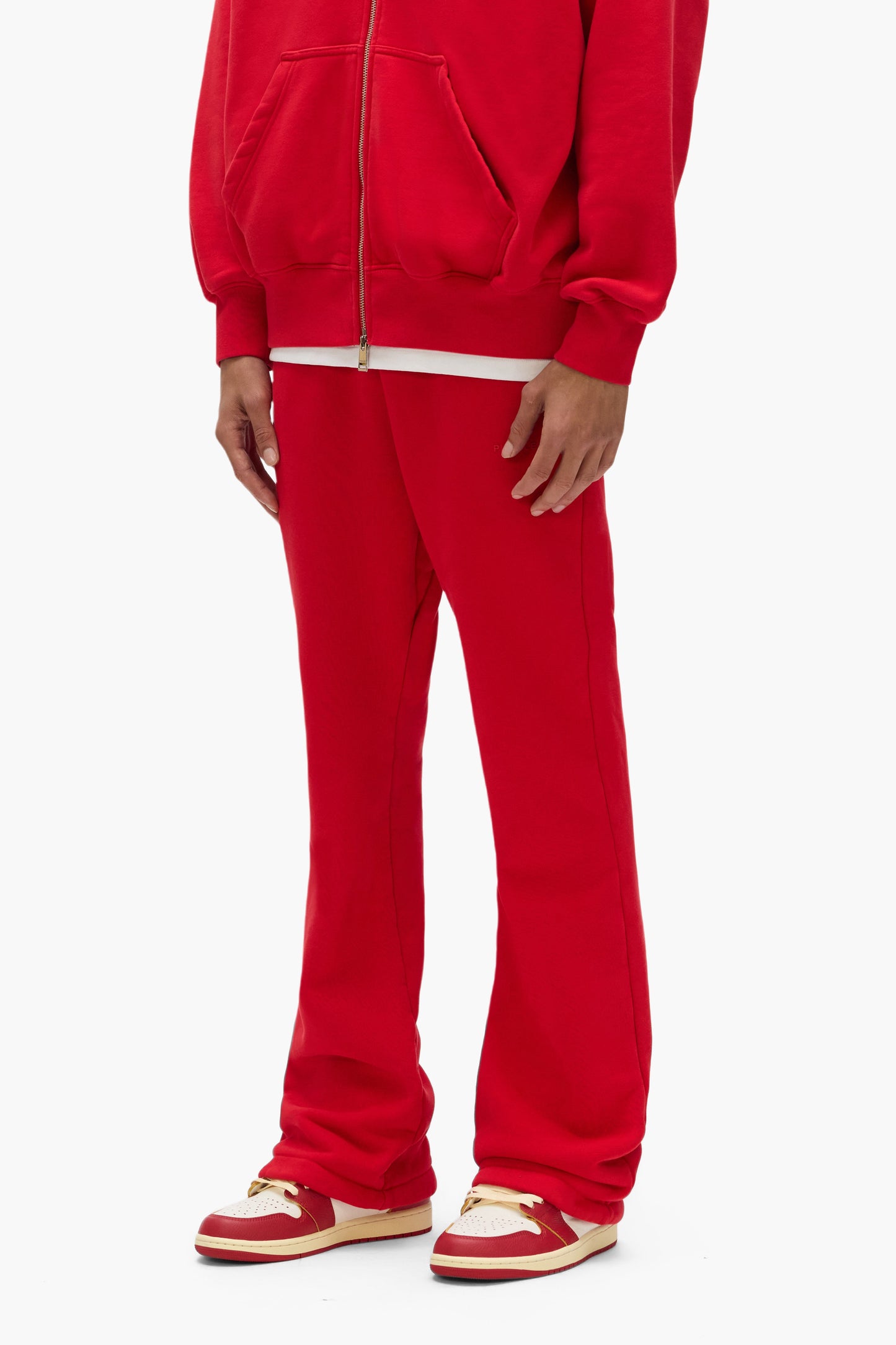 Basic Flared Sweatpant