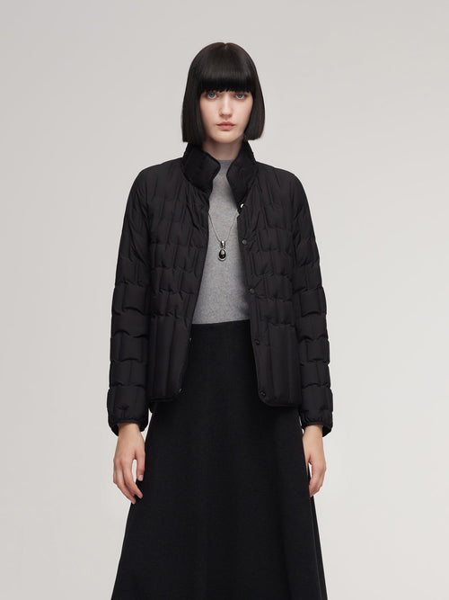 Lightweight Goose Down Jacket With Packable Storage Bag