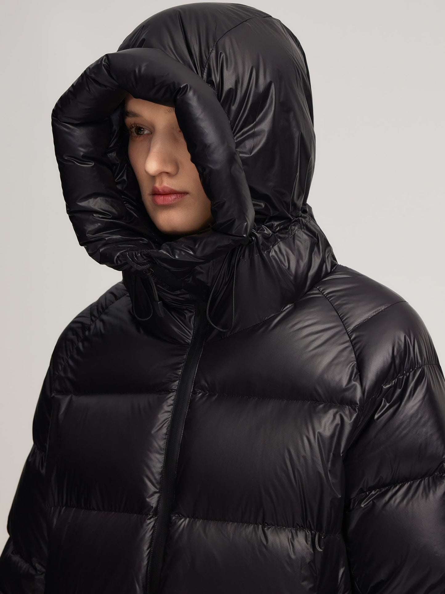 Waterproof And Windproof Unisex Hooded Goose Down Jacket