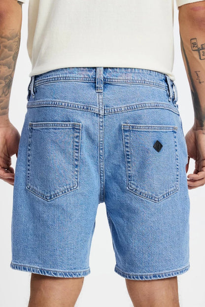 A3 Straight Short Larry